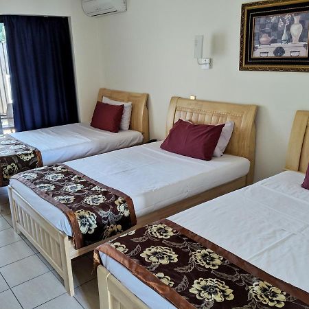 Novena Palms Motel Брісбен Екстер'єр фото