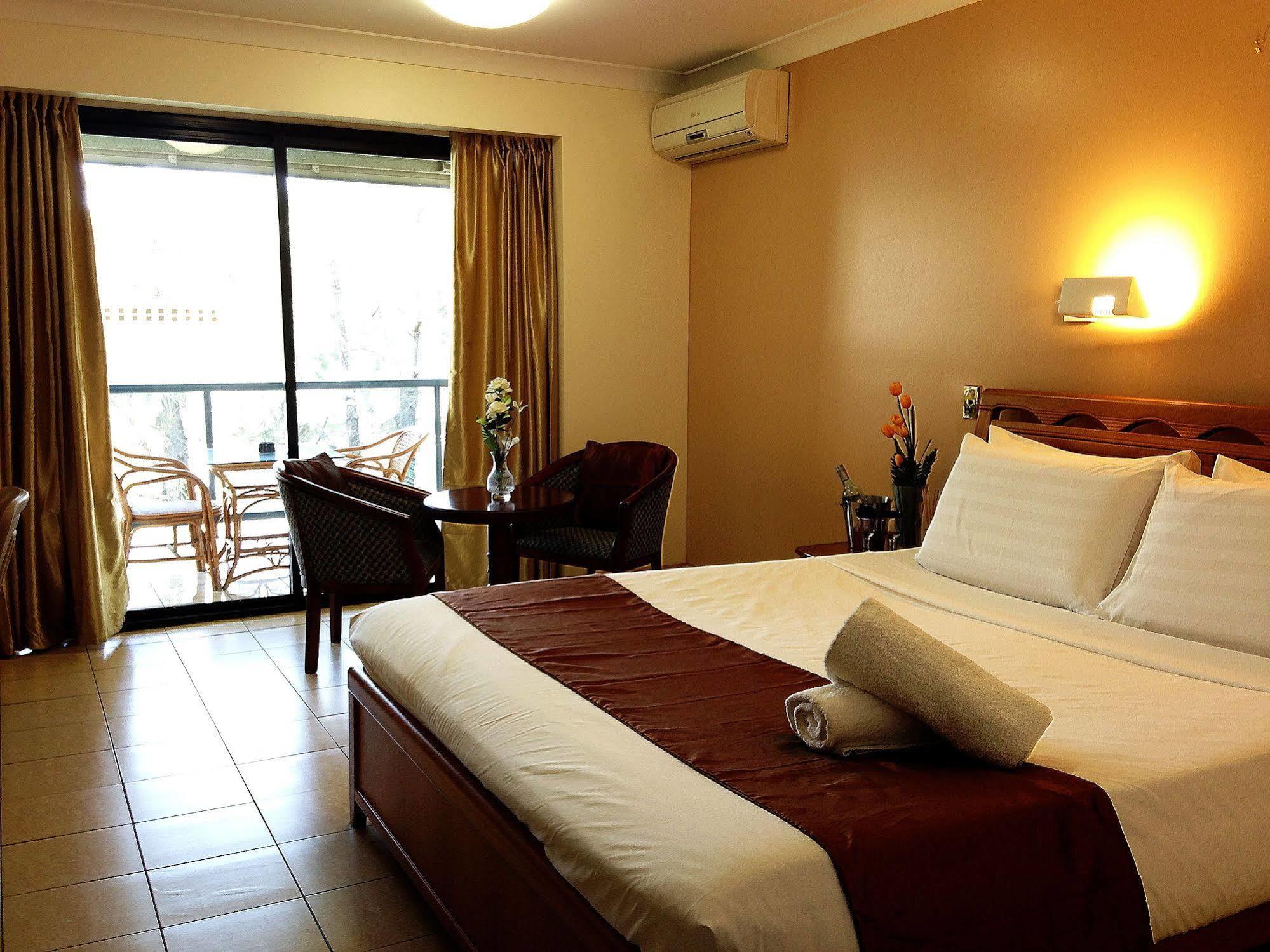 Novena Palms Motel Брісбен Екстер'єр фото